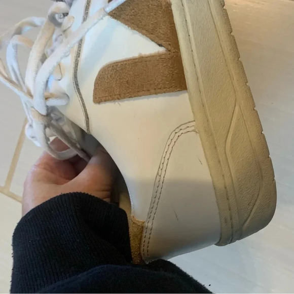 Veja V-10 B-Mesh White  Brown Low Top Sneakers 11 - Picture 12 of 13